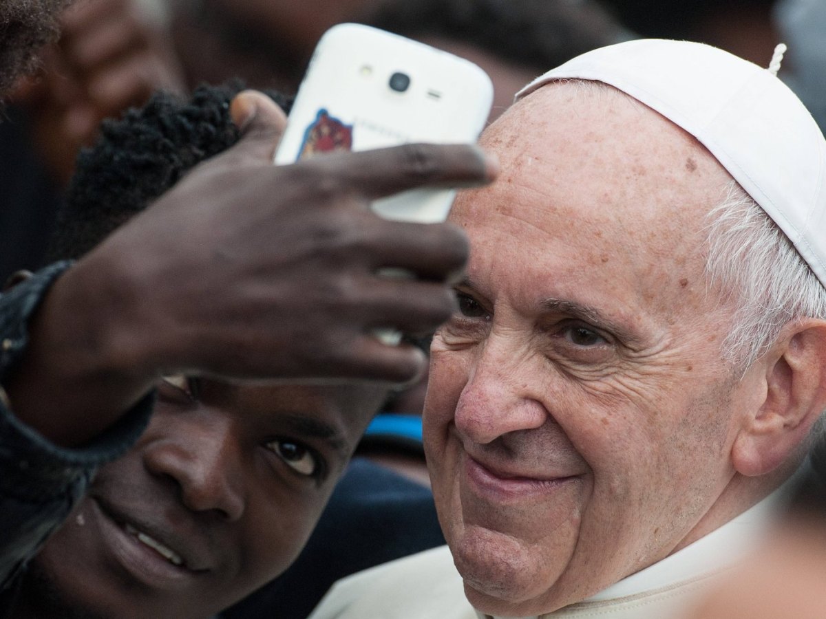 Papst macht ein Selfie