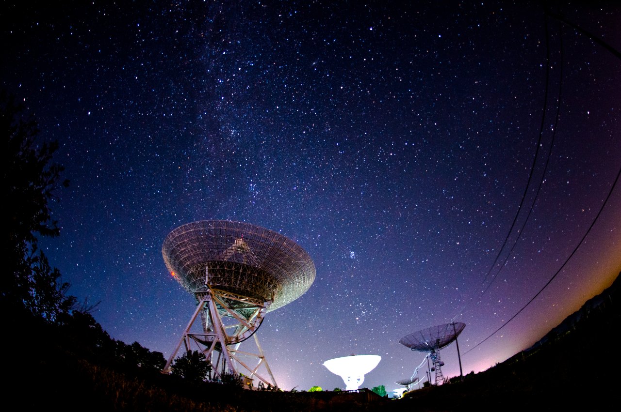 Da kommen "Schreie" aus dem Universum – ein Radioteleskop hat sie aufgenommen. (Symbolbild)