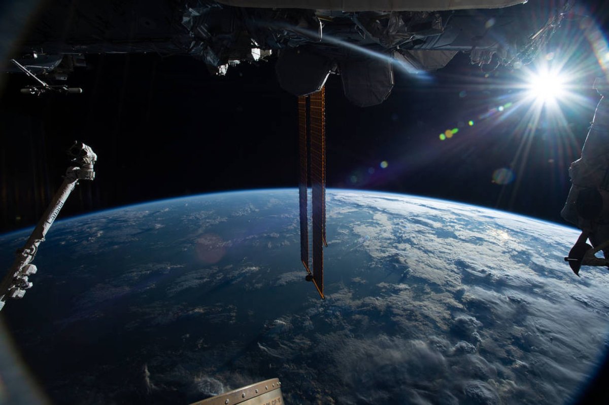 Ein Blick aus der Internationalen Raumstation (ISS)