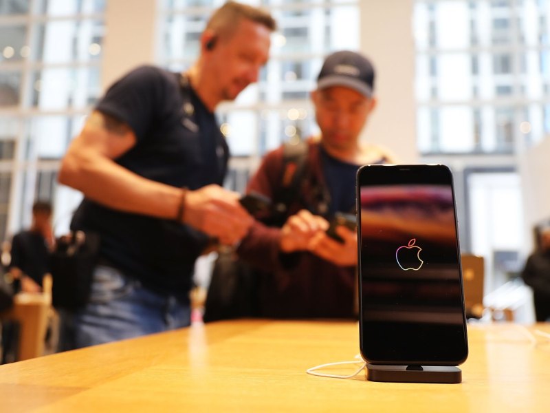 iPhone XS im Apple Store