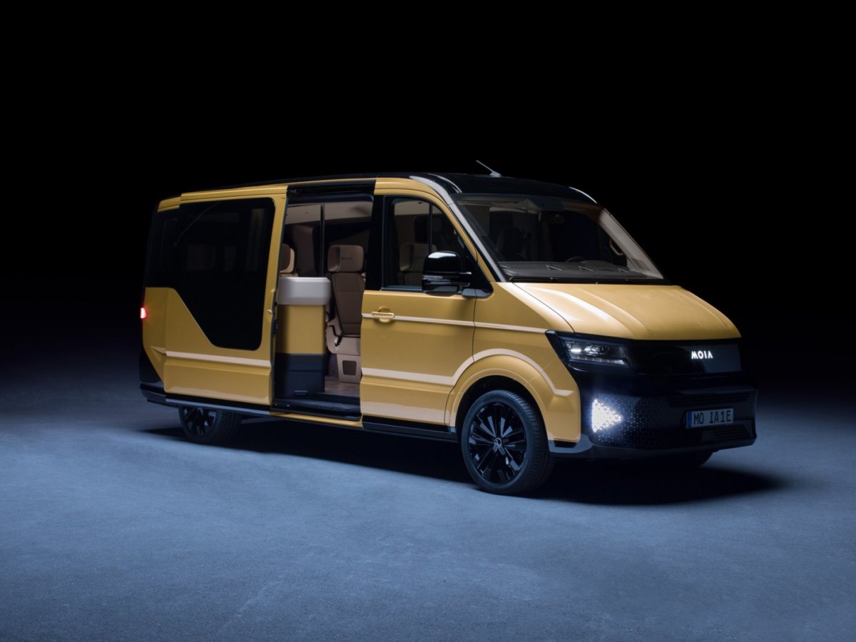 Foto des Elektro-Minibusses von VW Moia