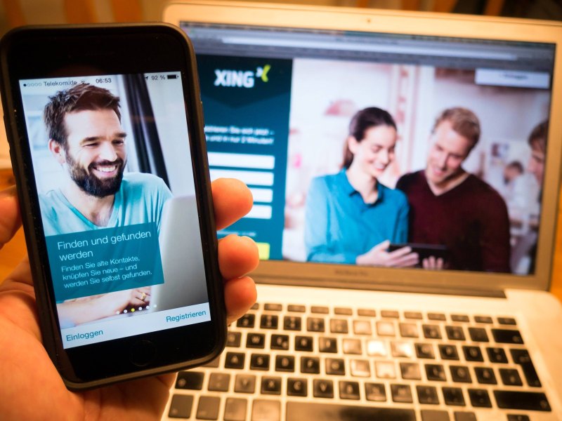 Xing am Rechner und auf dem Smartphone