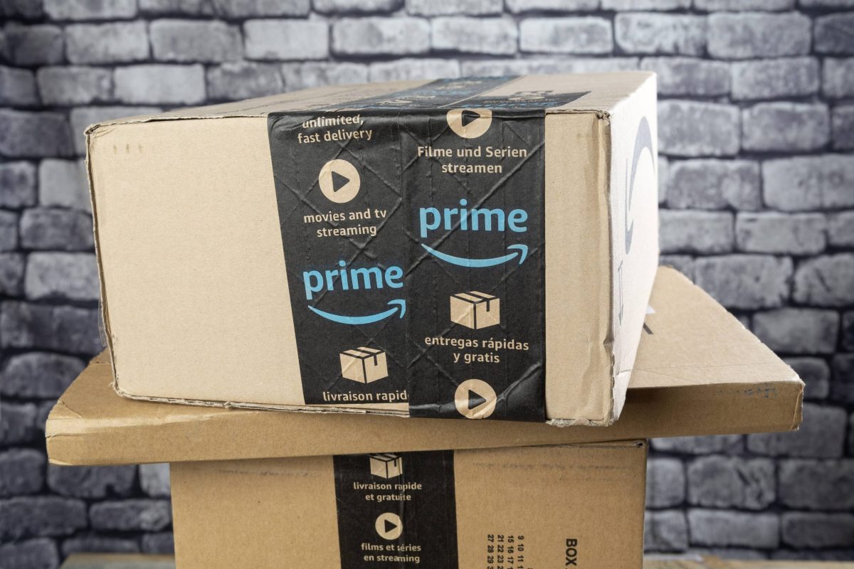 drei Amazon Prime-Pakete