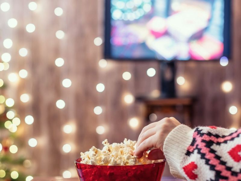 Popcorn vor dem TV.