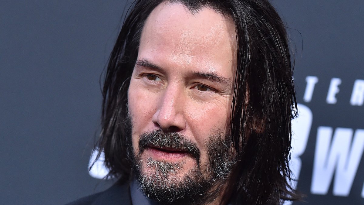 Keanu Reeves darf wieder Neo spielen.. © 2019 DFree/Shutterstock.com