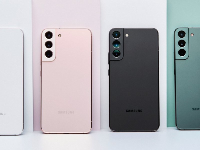 Samsungs neue Galaxy-S22-Reihe ist in mehreren Farben zu erhalten. Dem S22 Ultra sind eigene Farben vorbehalten.. © Samsung