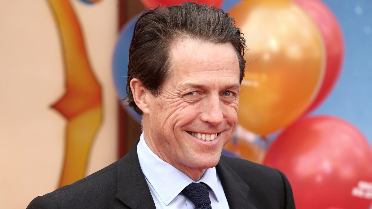 Hugh Grant wird angeblich 2023 im Film "Wonka" zu sehen sein.. © Cubankite/Shutterstock.com