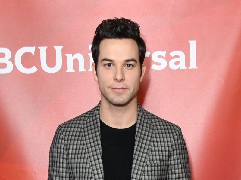 Skylar Astin ist bald bei "Grey's Anatomy" zu sehen.. © Birdie Thompson/AdMedia/ImageCollect