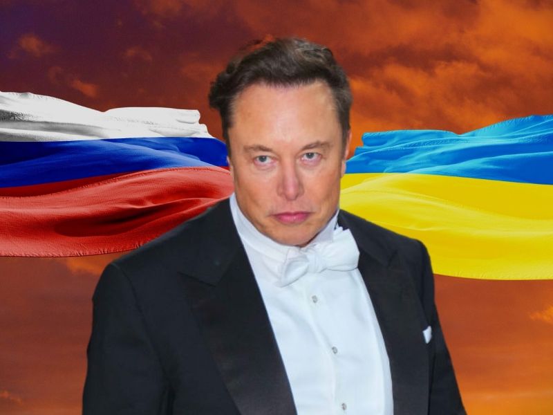 Elon Musk vor einer russischen und einer ukrainischen Flagge
