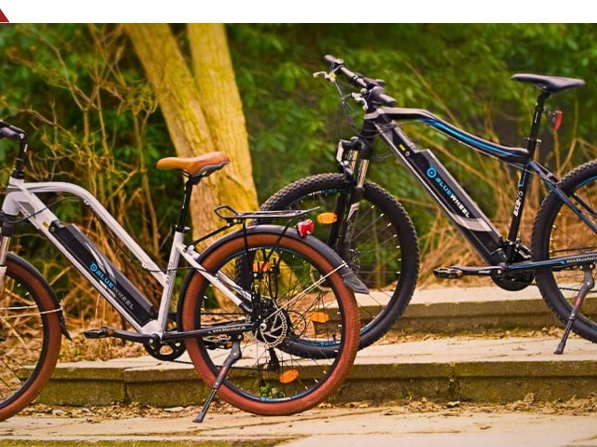 Das Bluewheel BXB85 in den Farben Schwarz und Weiß