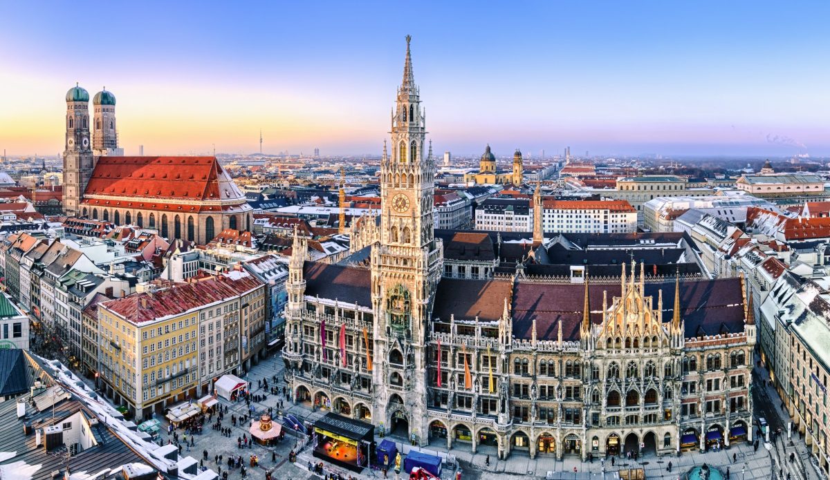 Panoramaansicht der Stadt München.