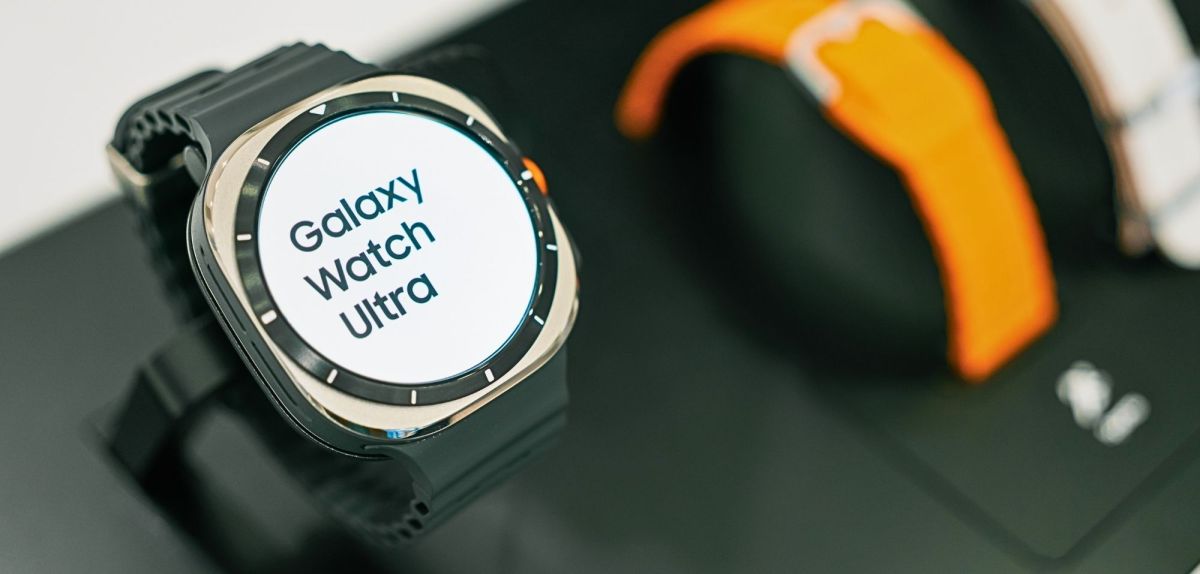 Samsung Galaxy Watch Ultra in Nahansicht