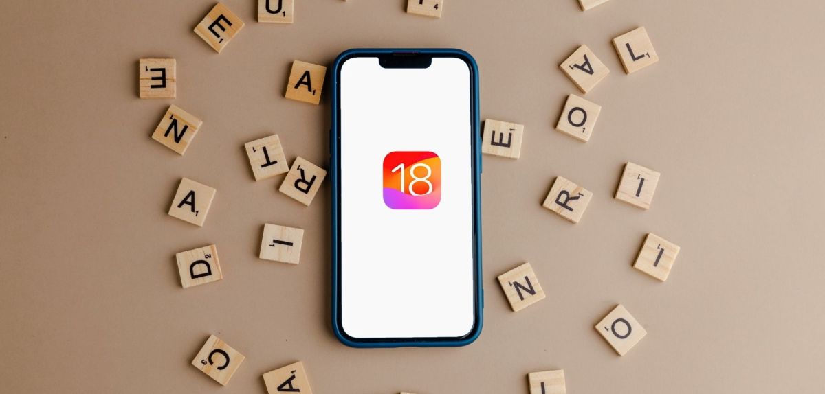 iOS 18-Logo auf iPhone