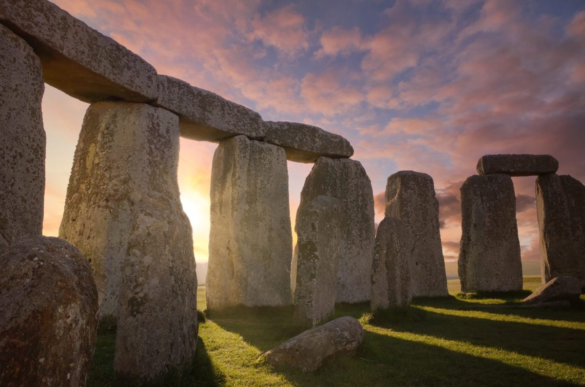 Aufnahme von Stonehenge bei Sonnenuntergang.