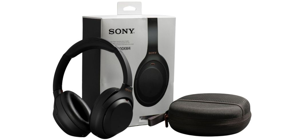 Sony WH-1000XM4 mit Zubehör