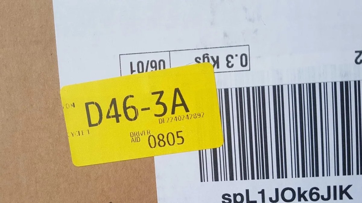 Amazon-Sticker auf Paket