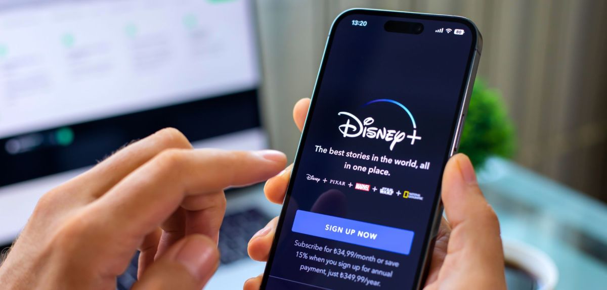 Disney+-App auf einem Smartphone