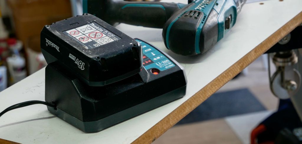 Makita-Akku: Diese Ladegeräte passen zu deinem Modell