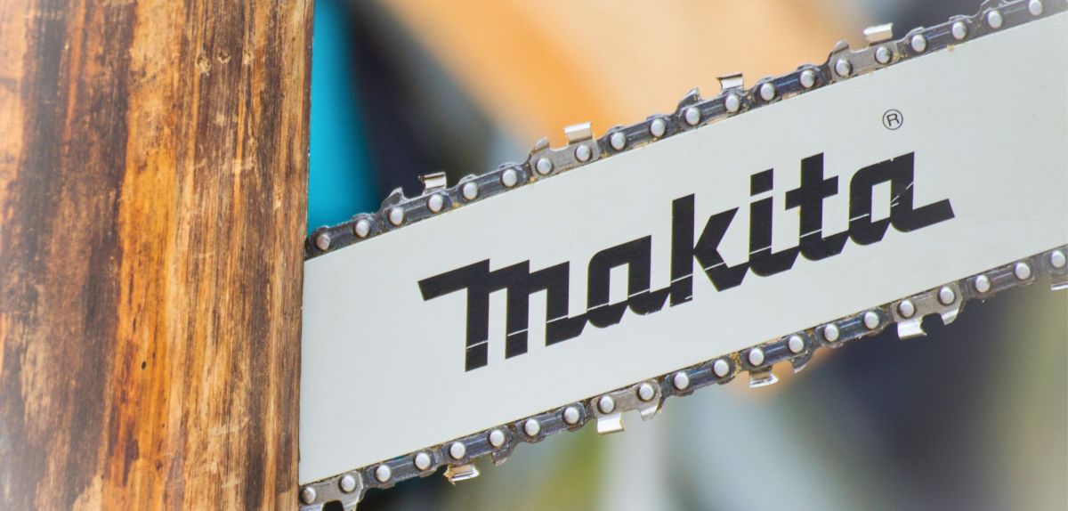 Makita-Akku-Kettensäge