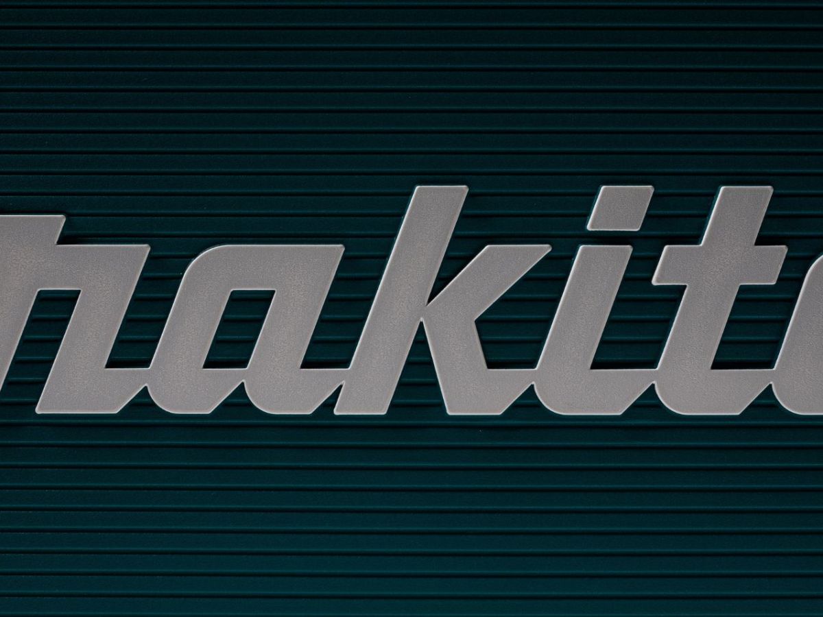 Makita-Logo, das auch auf Kaffeemaschinen zu finden ist.